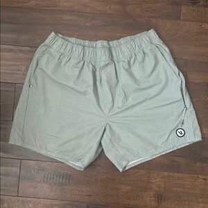 Vuori Cape Short